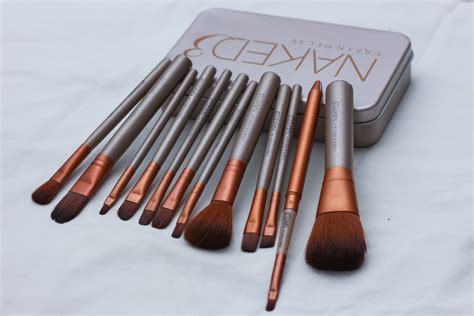 Naked Makeup Brushes 